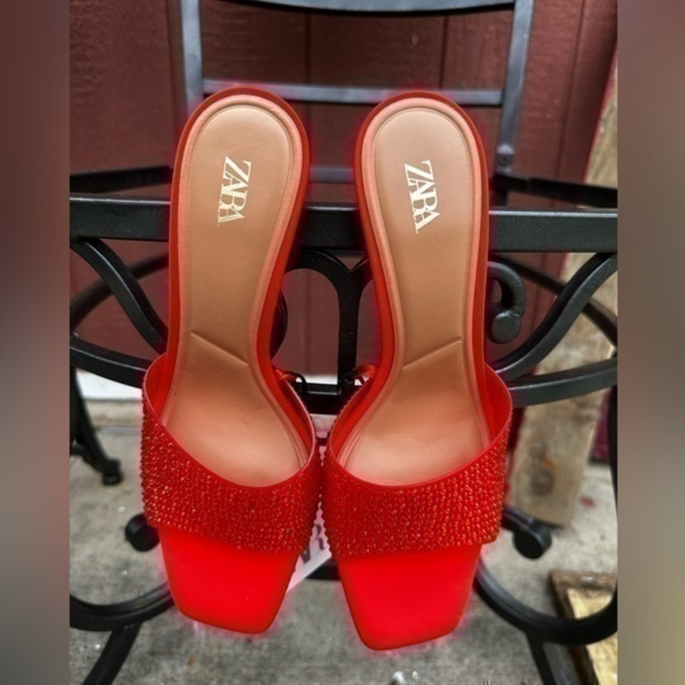 ZARA Sandals with sparkly details 2841/810